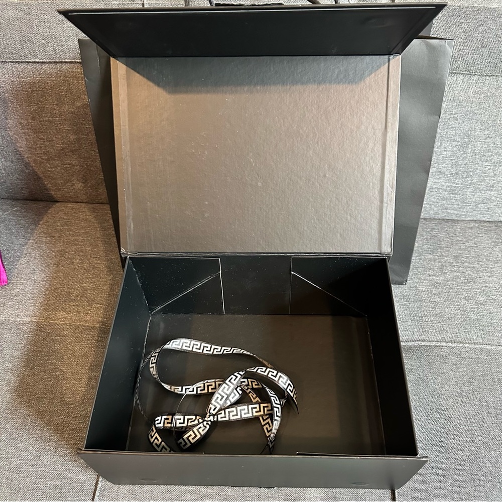 Authentic New Versace Box - Picture 2 of 2